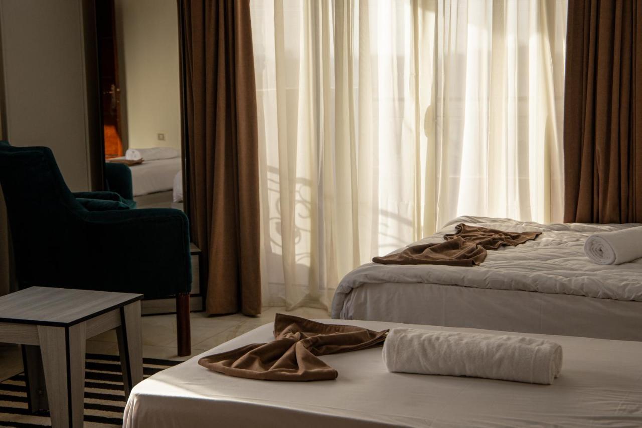 Gardenia Pyramids View Inn Nazlet el-Sîsi Eksteriør billede